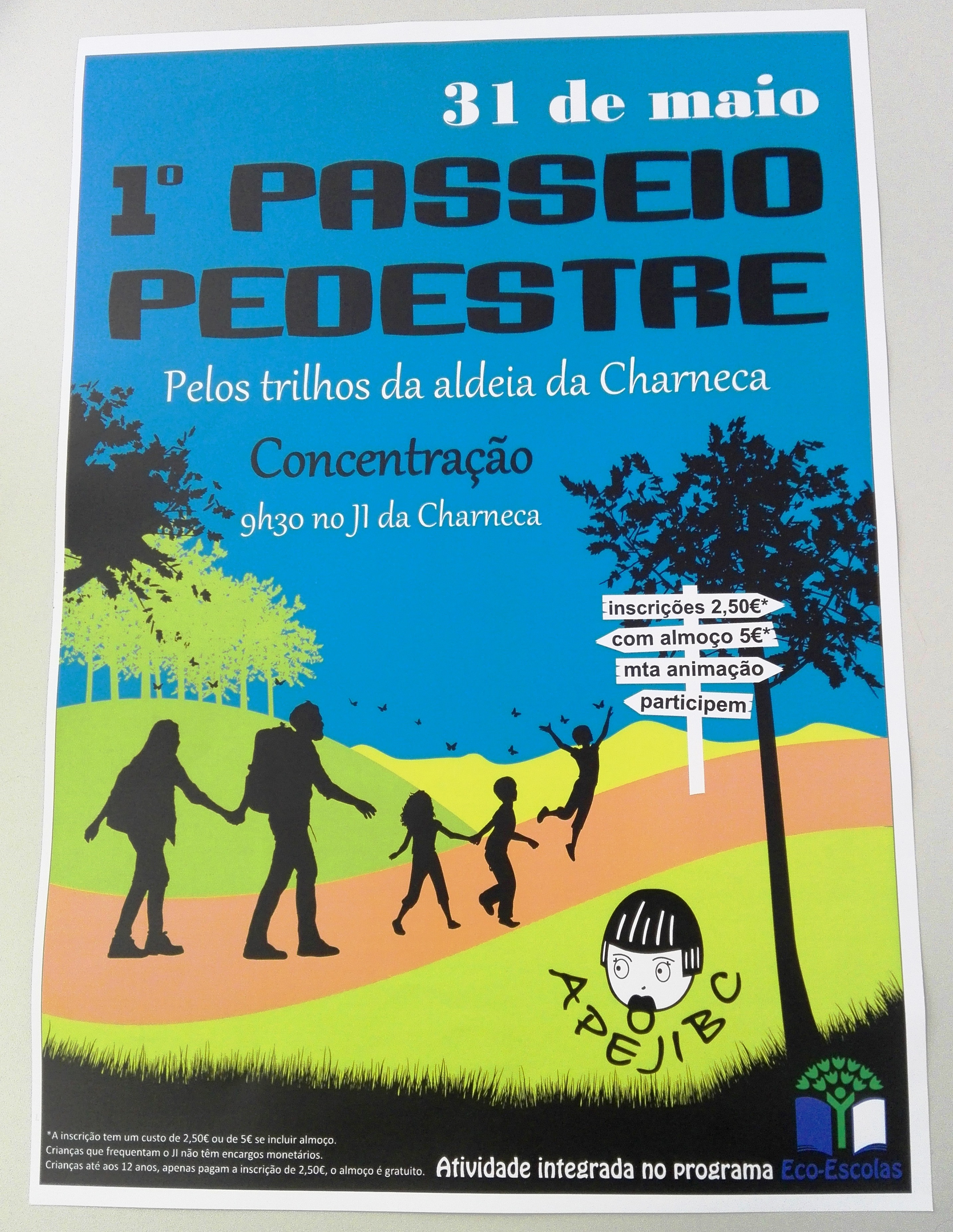 Cartaz de divulgação do 1º percurso pedestre pelos trilhos da aldeia da Charneca
